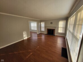 6191 Crittenden Ave in Indianapolis, IN - Building Photo - Building Photo