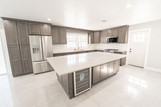 39-41-41 Carleton Ave in Islip Terrace, NY - Building Photo - Building Photo