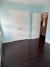 66-32-32 Booth St in Queens, NY - Building Photo - Building Photo