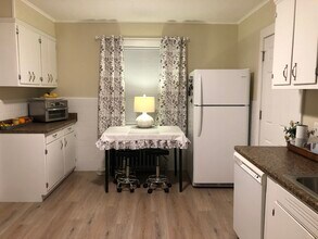 597 S Main St, Unit 2nd Floor in Haverhill, MA - Foto de edificio - Building Photo