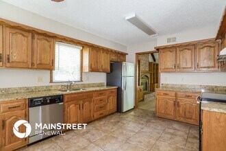 14620 W 65th Terrace in Shawnee, KS - Building Photo - Building Photo