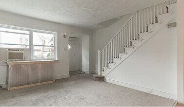 1932 Elston St in Philadelphia, PA - Building Photo - Building Photo