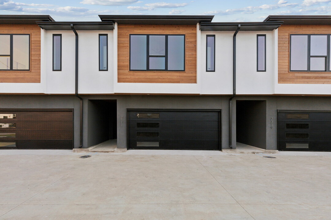 7319 Wildbird Ln in Dallas, TX - Building Photo
