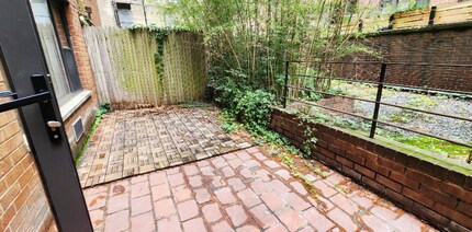 4-5 E 56th St in New York, NY - Building Photo - Building Photo