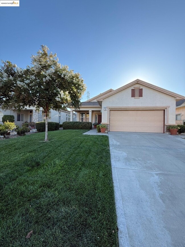 property at 491 Central Park Pl