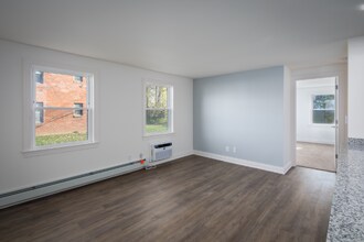 1335 Millersport Hwy-Unit -1355-3 in Buffalo, NY - Building Photo - Building Photo