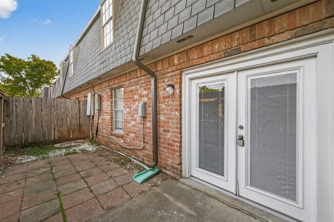 property at 8931 Gaylord Dr