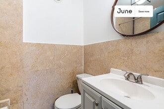 336 W 46th St in New York, NY - Building Photo - Building Photo