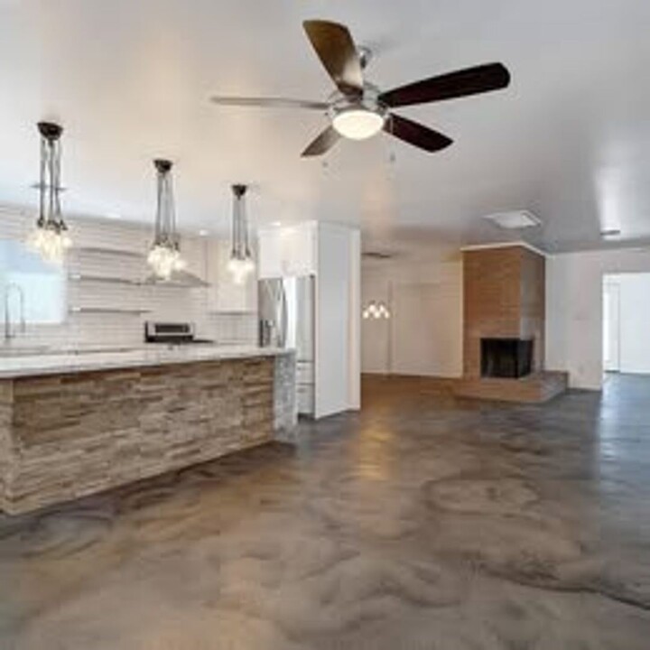 8637 E Keim Dr in Scottsdale, AZ - Building Photo