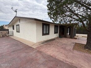 316 S 6th St in Anthony, TX - Building Photo - Building Photo