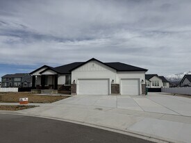 684 W 1460 S in Lehi, UT - Building Photo