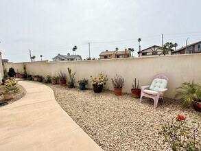 4966 Dunes Cir in Oxnard, CA - Building Photo - Building Photo