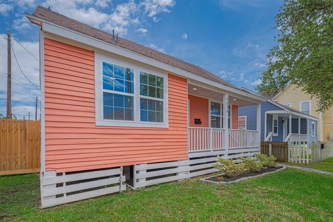 property at 1014 13th St