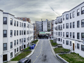 Washington Square in Brighton, MA - Foto de edificio - Building Photo