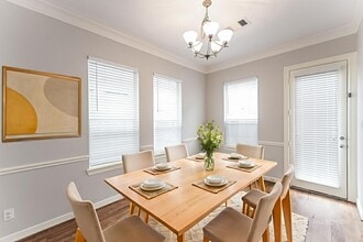 3215 Holly Thicket Dr in Houston, TX - Building Photo - Building Photo