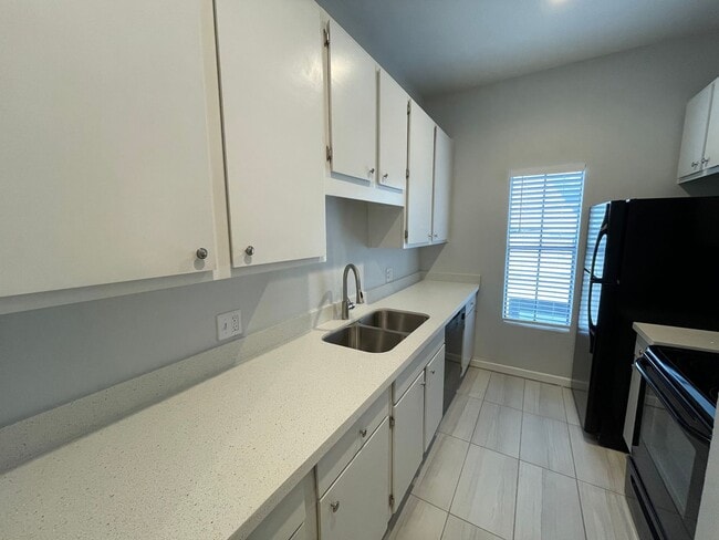 712 Graham Pl in Austin, TX - Building Photo - Building Photo