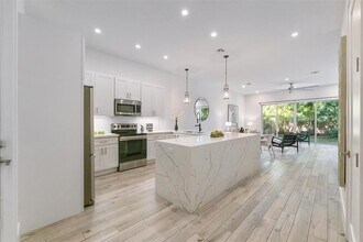 1121 SW 2nd Ct in Fort Lauderdale, FL - Building Photo - Building Photo