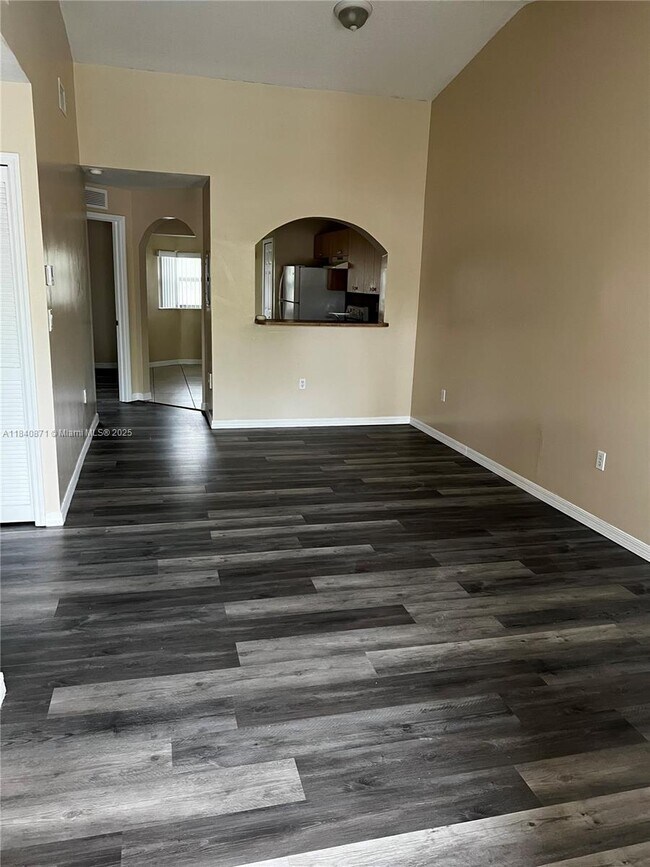 2911 SE 13th Ave in Homestead, FL - Building Photo - Building Photo