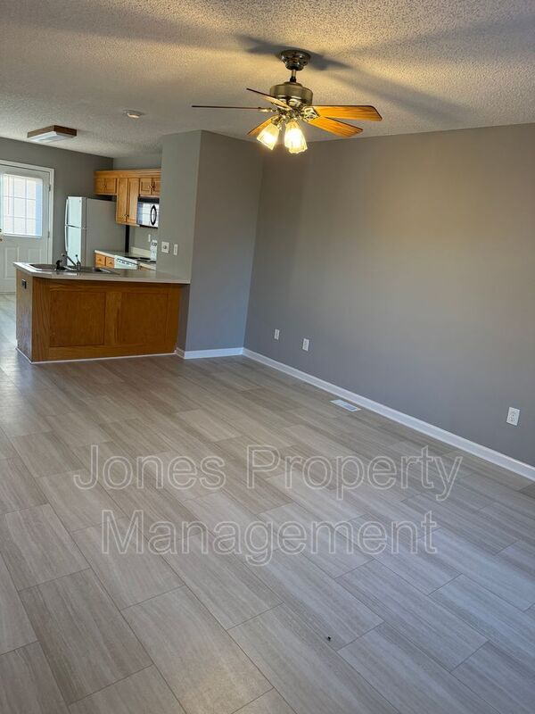 805 Grove St in China Grove, NC - Building Photo - Building Photo