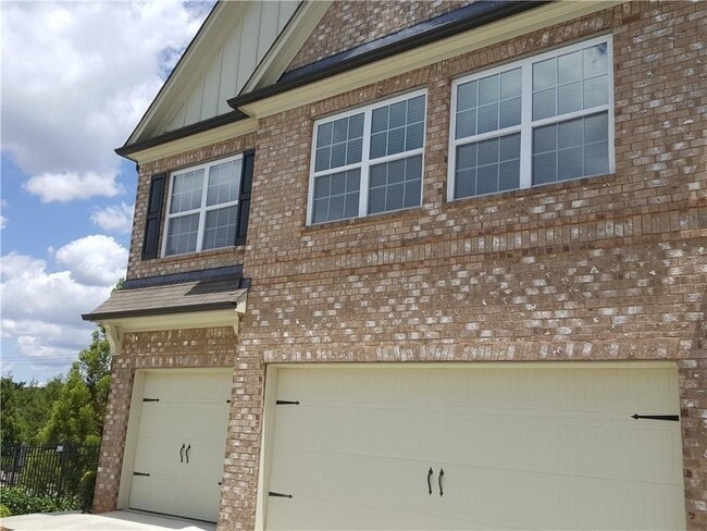 805 Pleasant Hill Rd in Lilburn, GA - Building Photo - Building Photo