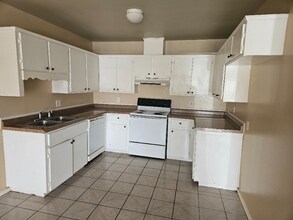 2508 E U.S. Business 83, Unit 27 in Mission, TX - Building Photo - Building Photo