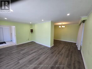 11 Bowerbank Dr in Toronto, ON - Building Photo - Building Photo