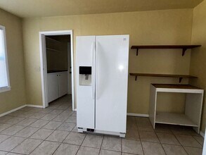 909 NW Bell Ave in Lawton, OK - Foto de edificio - Building Photo