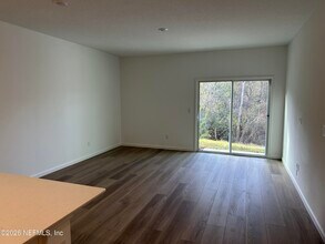 535 Holly Lks Dr in Orange Park, FL - Building Photo - Building Photo