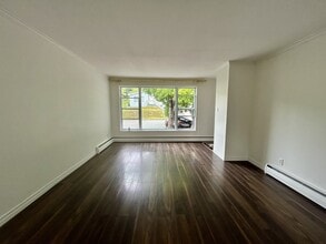 58 Larkhall St in St John's, NL - Building Photo - Building Photo