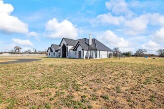 5090 US-377 in Aubrey, TX - Building Photo - Building Photo