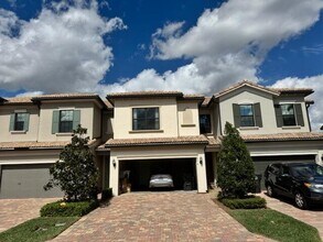 8309 Catria Ln in Wellington, FL - Building Photo - Building Photo