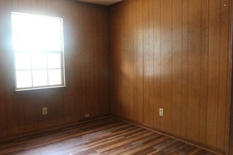 2004 Coves Ct in Albany, GA - Building Photo - Building Photo