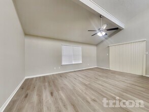 16307 Bird Dog Ct in Missouri City, TX - Foto de edificio - Building Photo