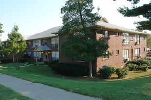 1592 Alexandria Dr Apartments