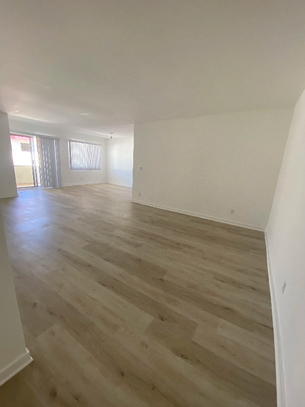 5335 Yarmouth Ave in Los Angeles, CA - Building Photo - Building Photo