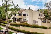 Le Parc Place in Chino Hills, CA - Foto de edificio - Building Photo