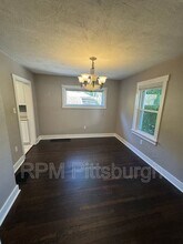 249 Elwyn Ave in Pittsburgh, PA - Building Photo - Building Photo