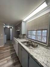 208 Country Club Rd in La Crosse, VA - Building Photo - Building Photo