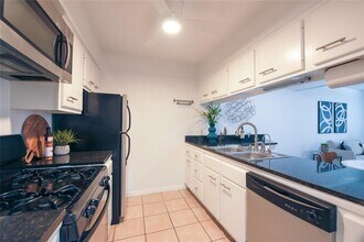 4209 Burnet Rd in Austin, TX - Building Photo - Building Photo