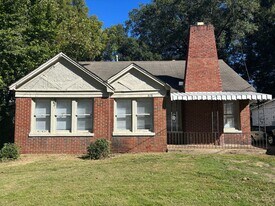 389 Hodges St in Memphis, TN - Building Photo