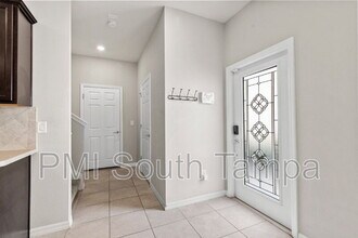 5344 Sylvester Loop in Tampa, FL - Building Photo - Building Photo