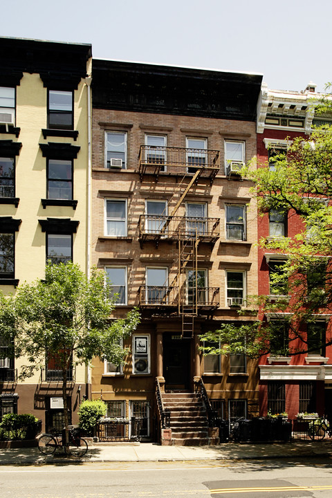 309 E Tenth St in New York, NY - Foto de edificio