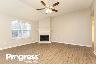 3112 Chateau Valley Dr in Nashville, TN - Foto de edificio - Building Photo