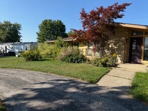 3679 S Pere Marquette Hwy in Ludington, MI - Building Photo - Building Photo