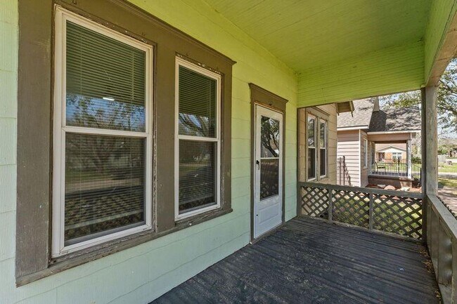 615 2nd St N in Texas City, TX - Building Photo - Building Photo