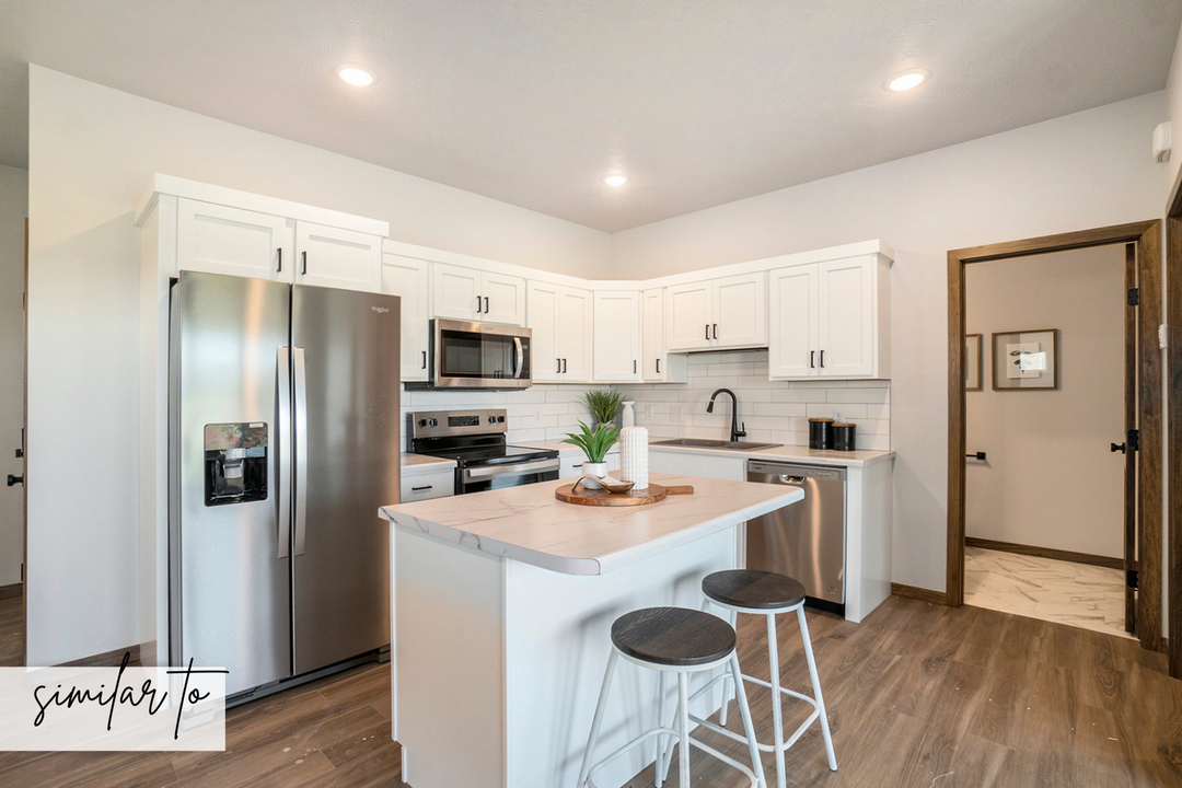 6101 S Alki Pl in Sioux Falls, SD - Building Photo