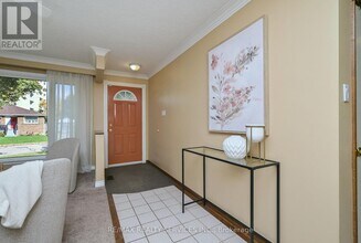 31 Brisco St in Brampton, ON - Building Photo - Building Photo