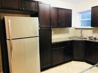 1835 Sigel St photo'