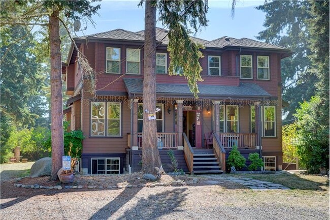 10516 20th Ave NE in Seattle, WA - Building Photo - Building Photo