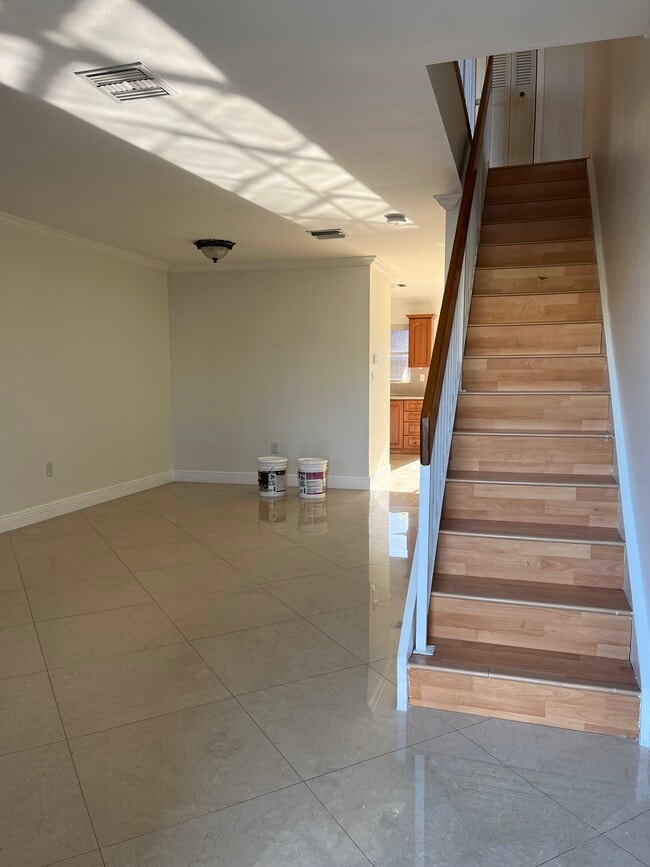 6435 SW 129th Pl in Miami, FL - Foto de edificio - Building Photo